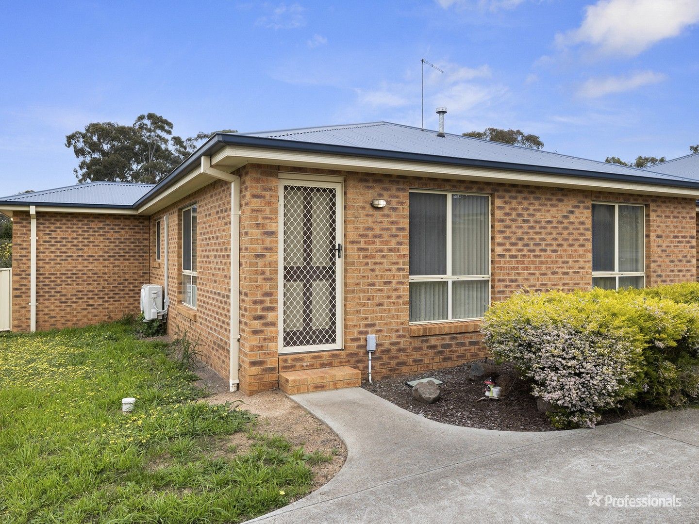 1/6 Brown Street, Maryborough VIC 3465, Image 0