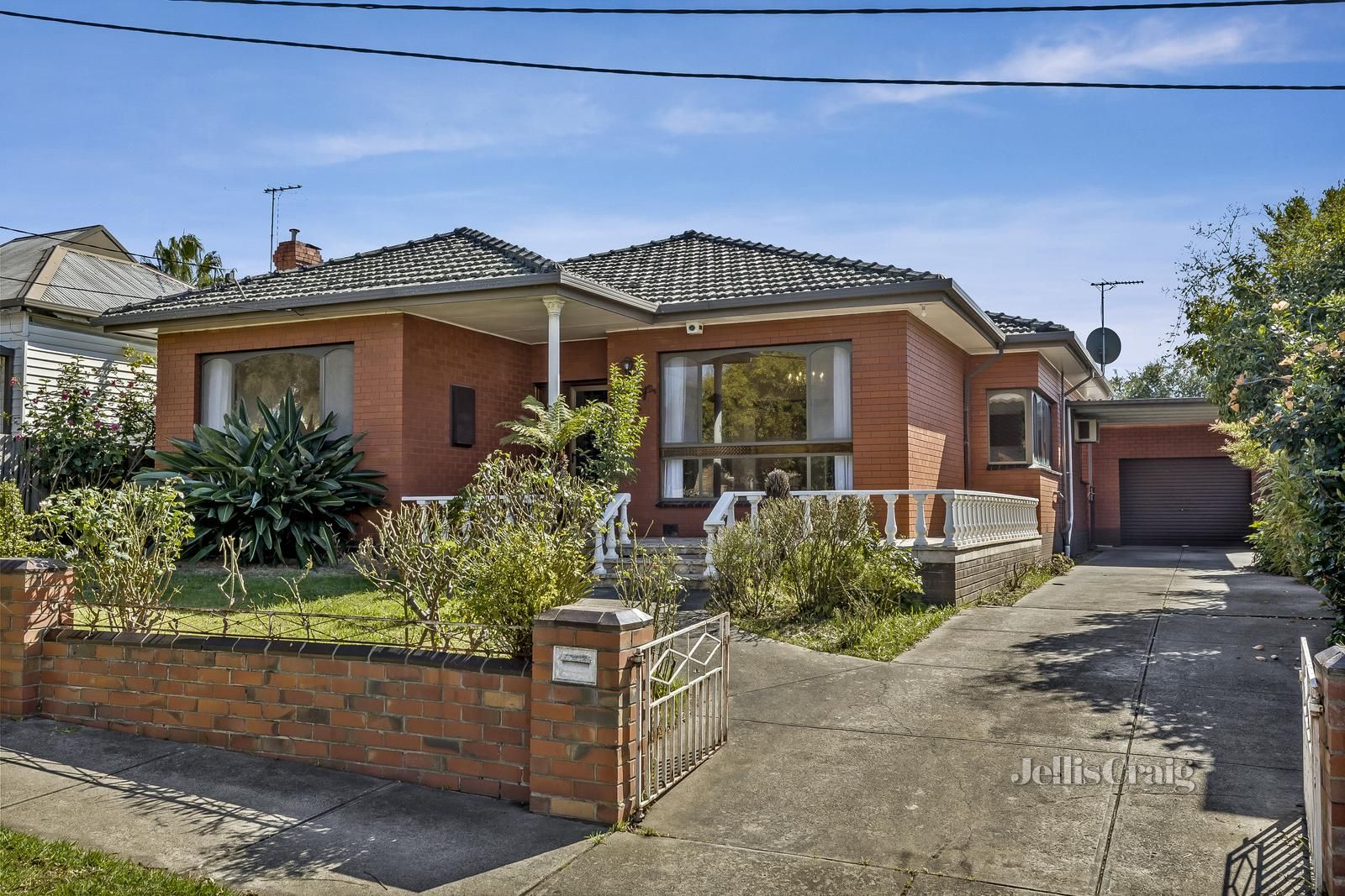 33 Albion Street, Essendon VIC 3040, Image 2