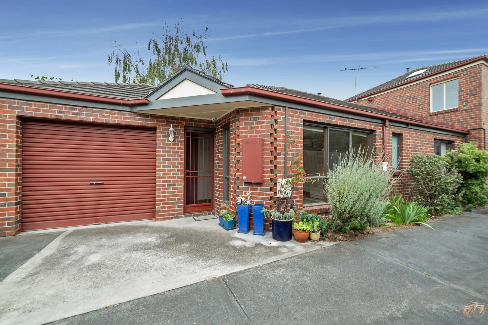 Primary image of 2/29 Kangaroo Road, Murrumbeena VIC 3163
