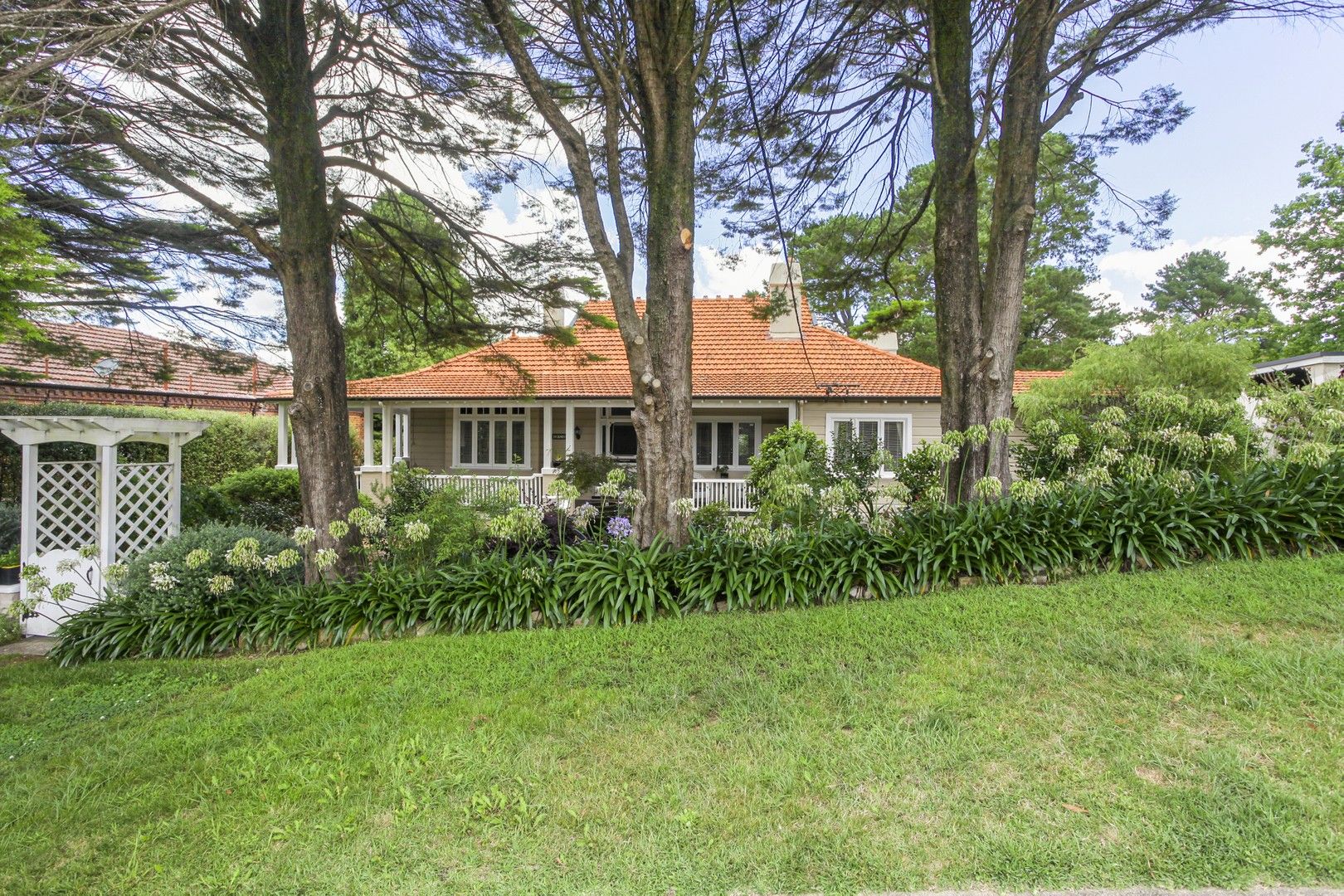 2 Abbotsford Road, Katoomba NSW 2780, Image 0