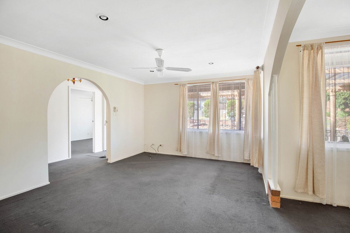 74 Minchinbury Terrace, Eschol Park NSW 2558, Image 2