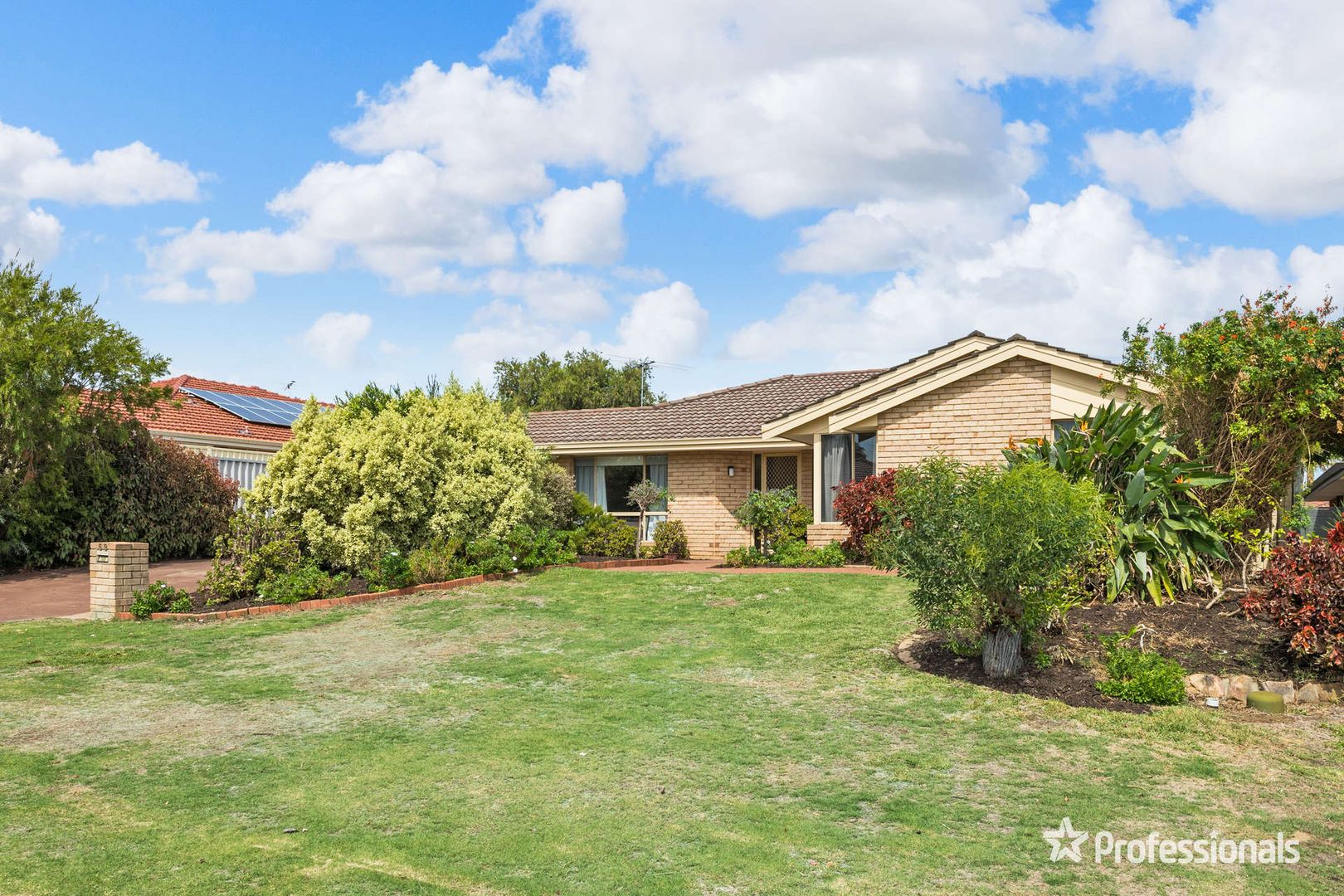 59 Halidon Street, Kingsley WA 6026, Image 2