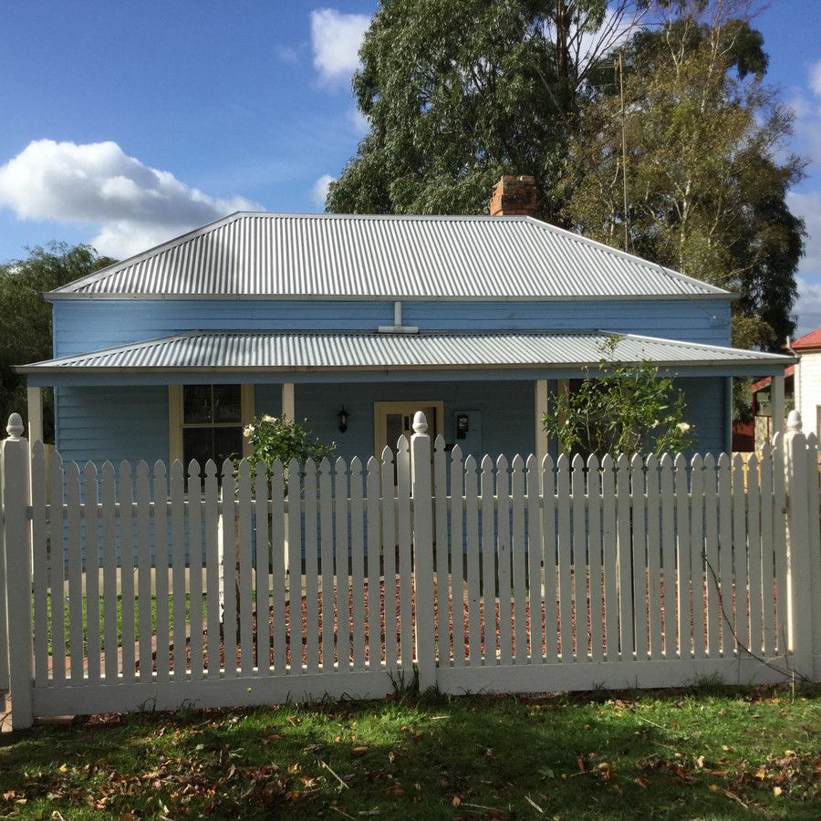 2 bedrooms House in 7 Brennan Street MIRBOO NORTH VIC, 3871