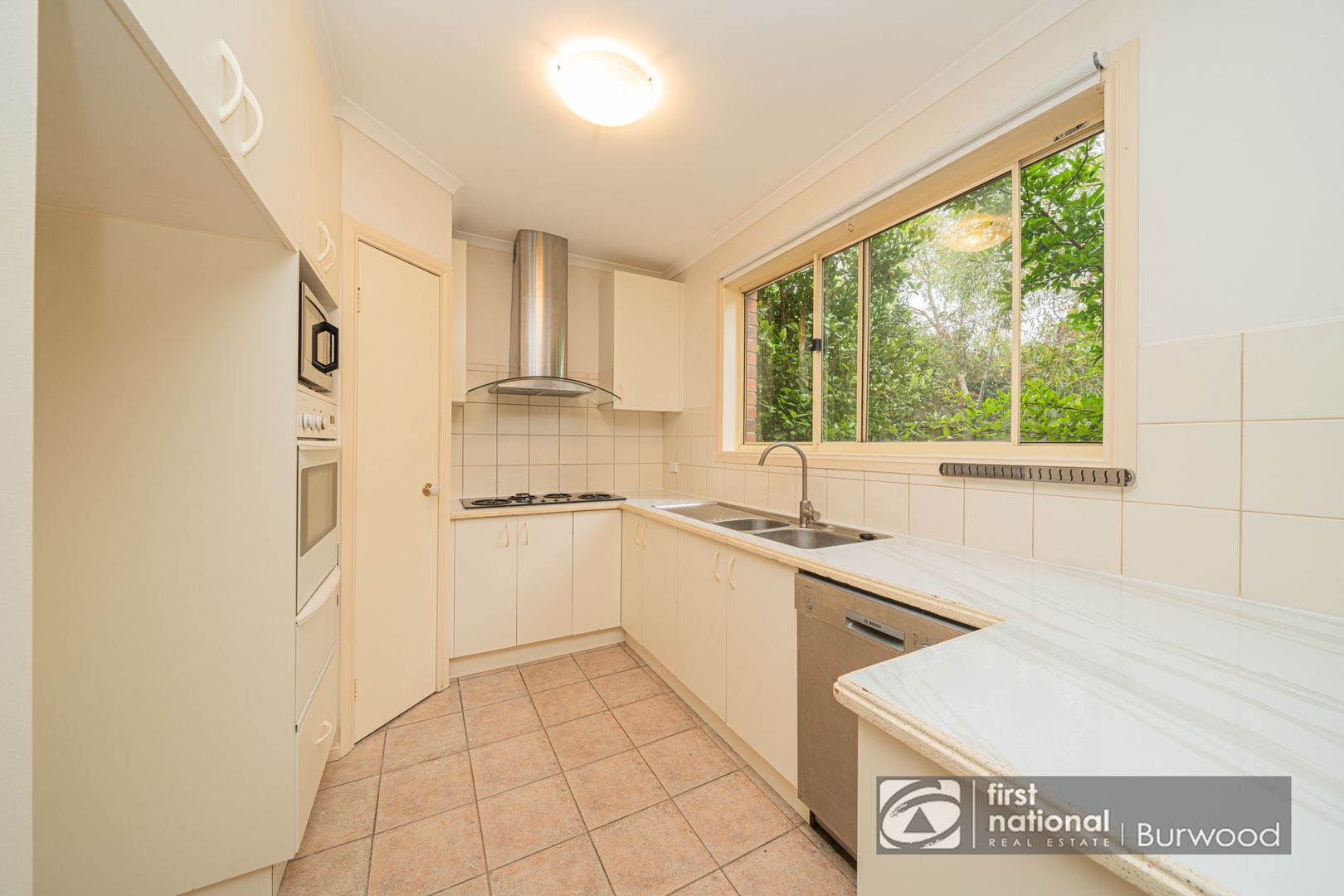 4/74-76 Browns Rd, Clayton VIC 3168, Image 2