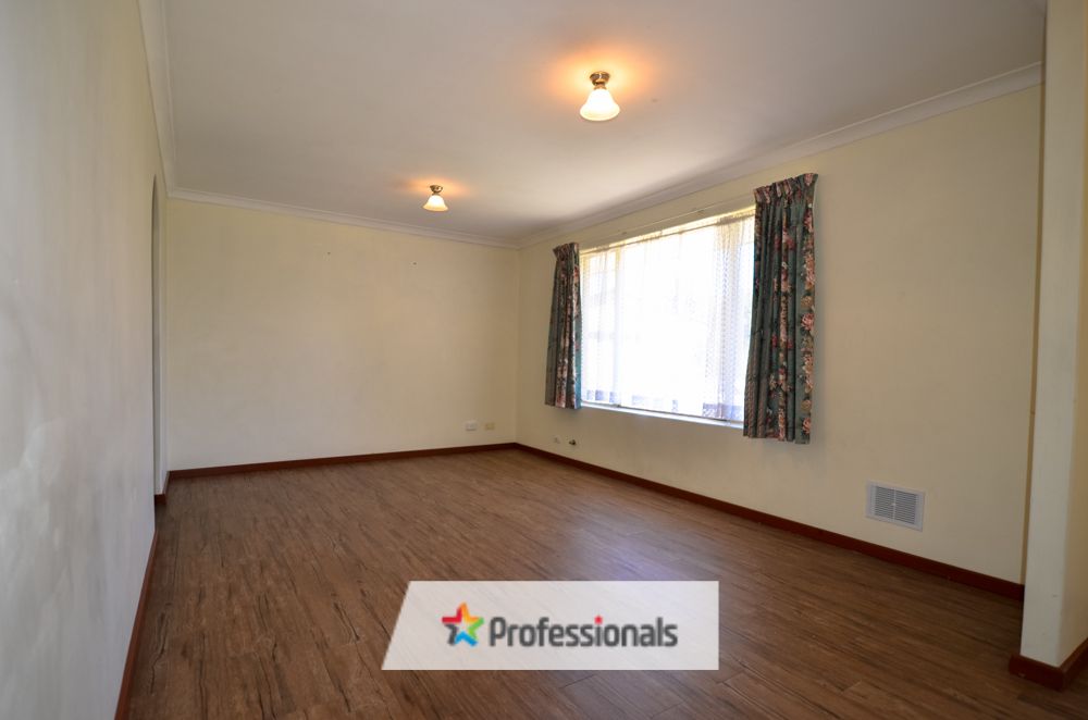 6 Shetland Place, Greenfields WA 6210 House For Rent 350 Domain