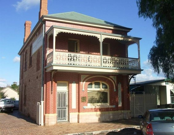 37 First Street, Quorn SA 5433