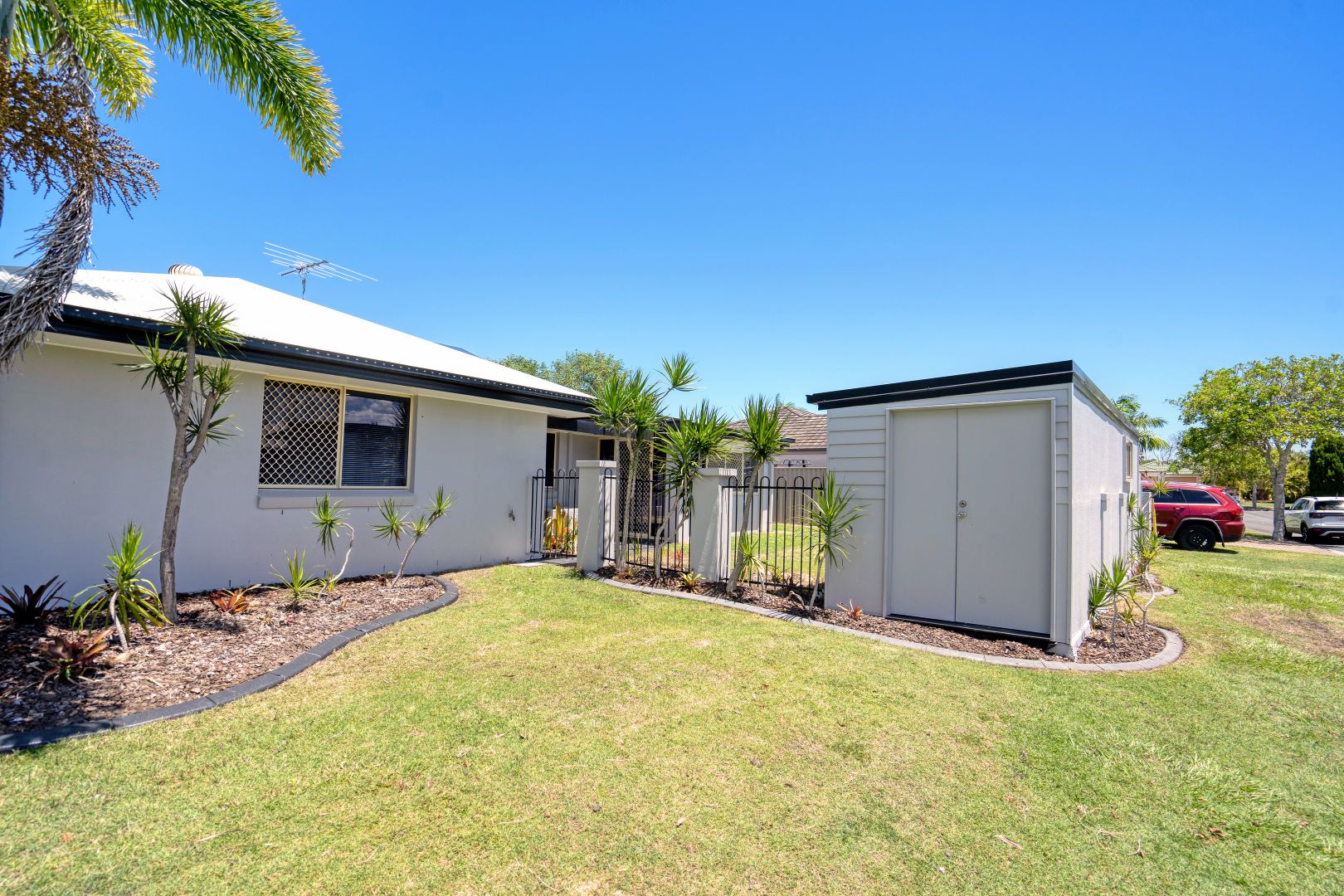 143 Endeavour Drive, Banksia Beach QLD 4507 Domain