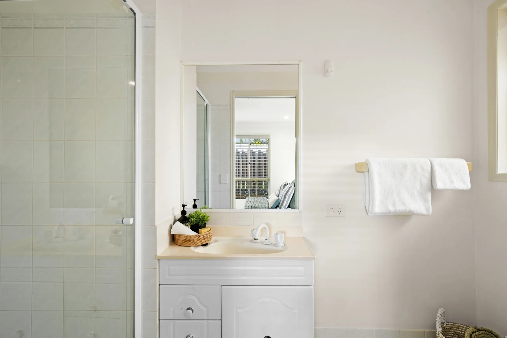 Additional image 22 of 3 Bryce Lane, Labrador QLD 4215