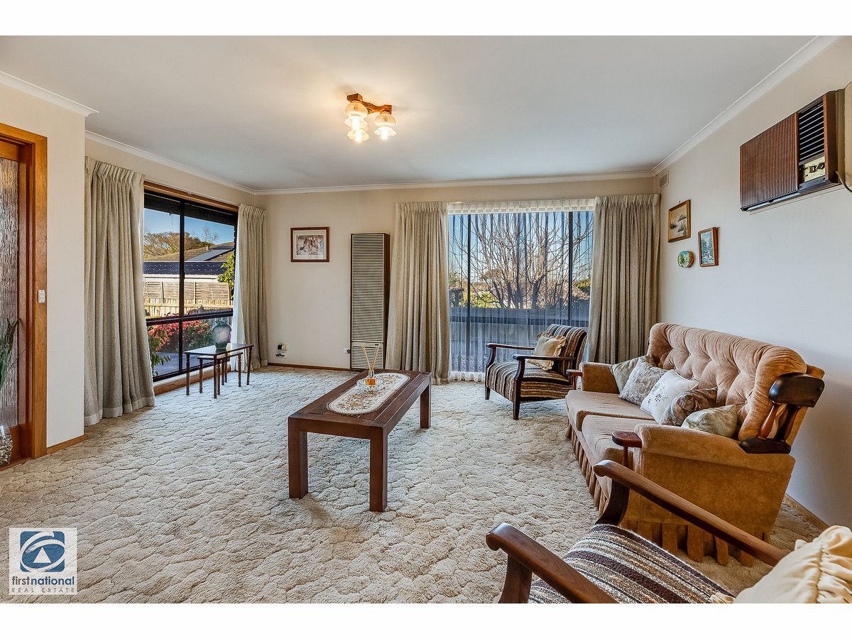 2/4 Nobel Street, Warragul VIC 3820, Image 2