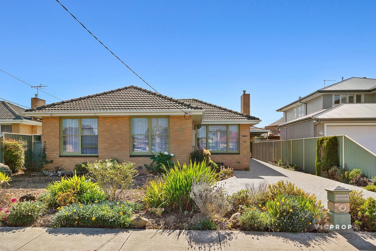 42 Angus Street, Hadfield VIC 3046, Image 0