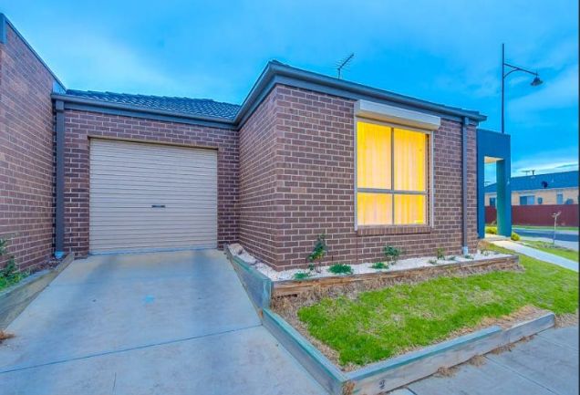 1/29 Vanderbilt Avenue, Truganina VIC 3029, Image 2