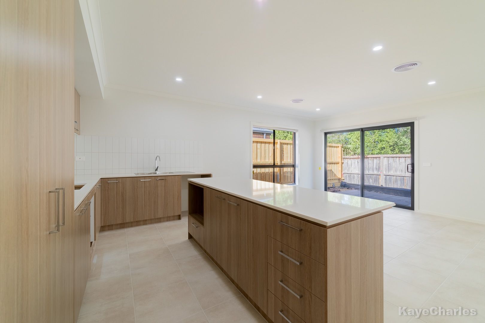 9/230 Princes Highway, Beaconsfield VIC 3807, Image 2