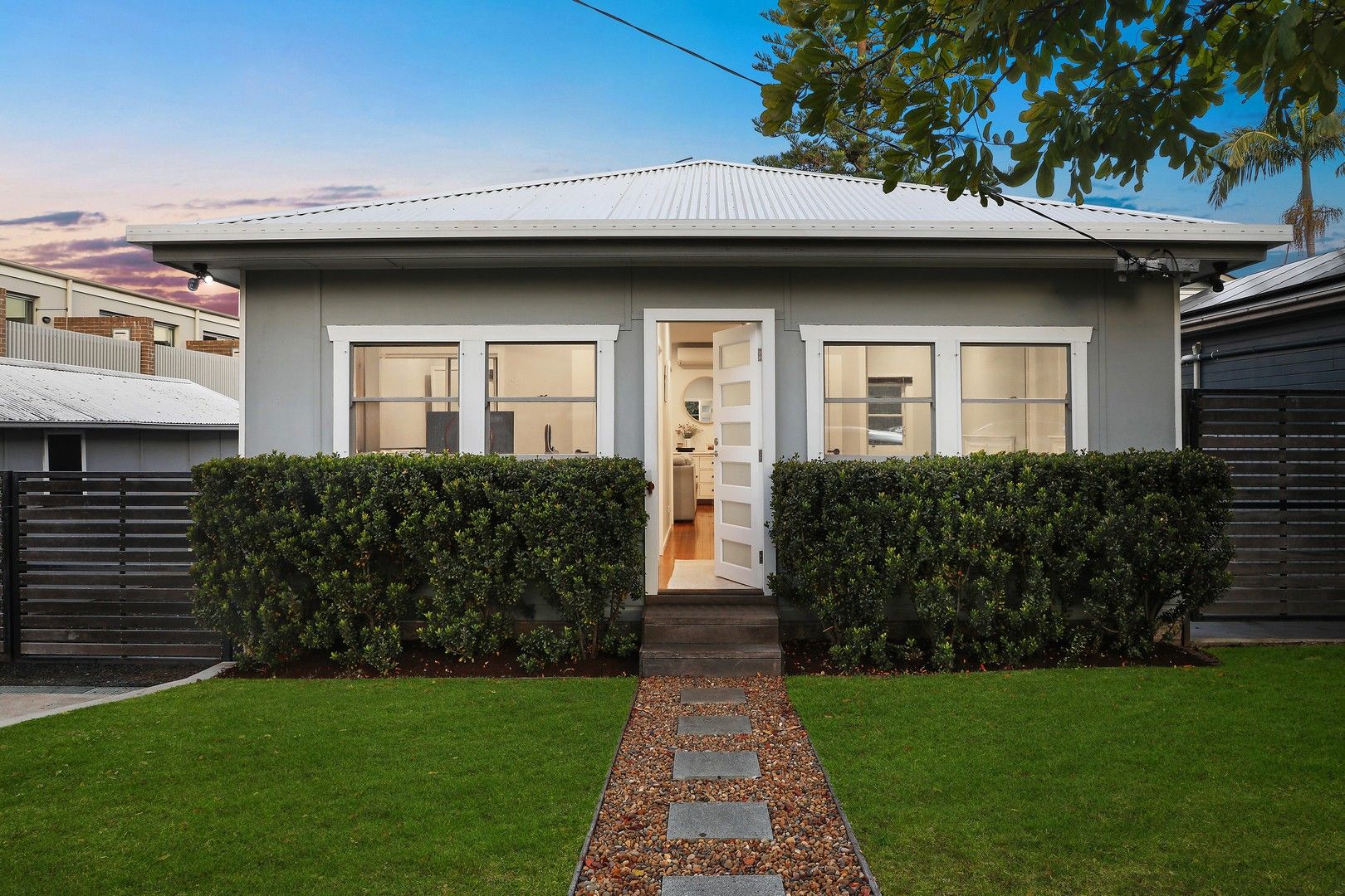 8 & 8A South Street, Killarney Vale NSW 2261, Image 0