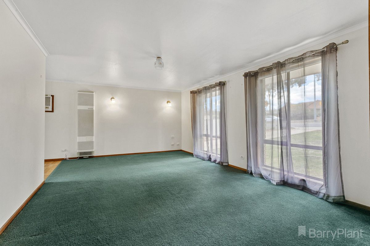 86 Condon Street, Kennington VIC 3550, Image 2