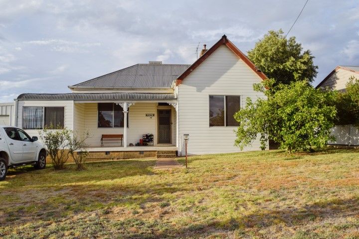 18 South Street, Grenfell NSW 2810