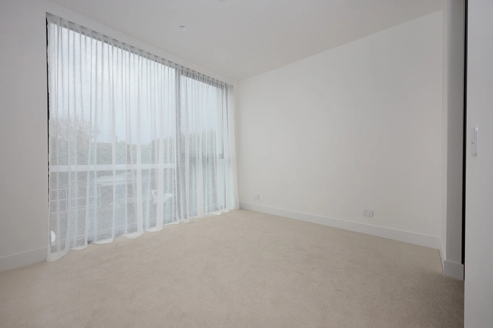 Additional image 10 of 2/82 Holyrood Street, Hampton VIC 3188