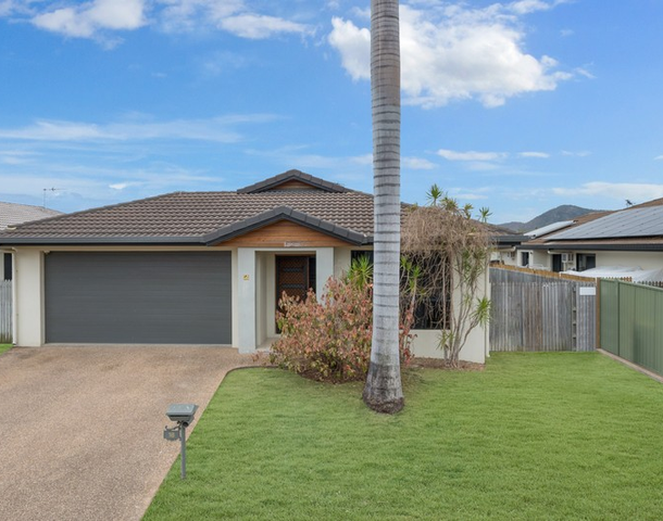 18 Sanderling Circuit, Kelso QLD 4815