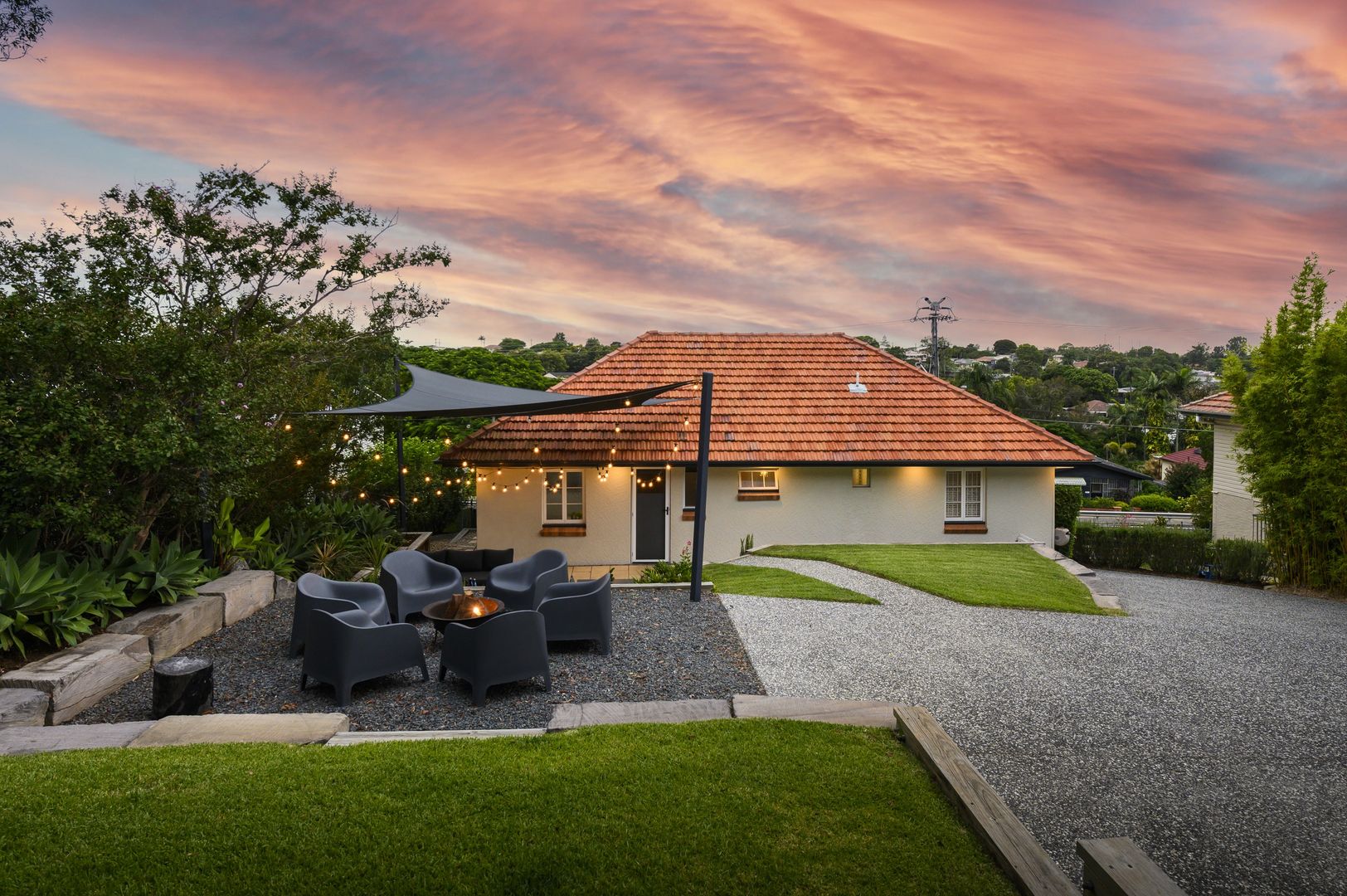 110 Creek Road, Mount Gravatt East Property History & Address