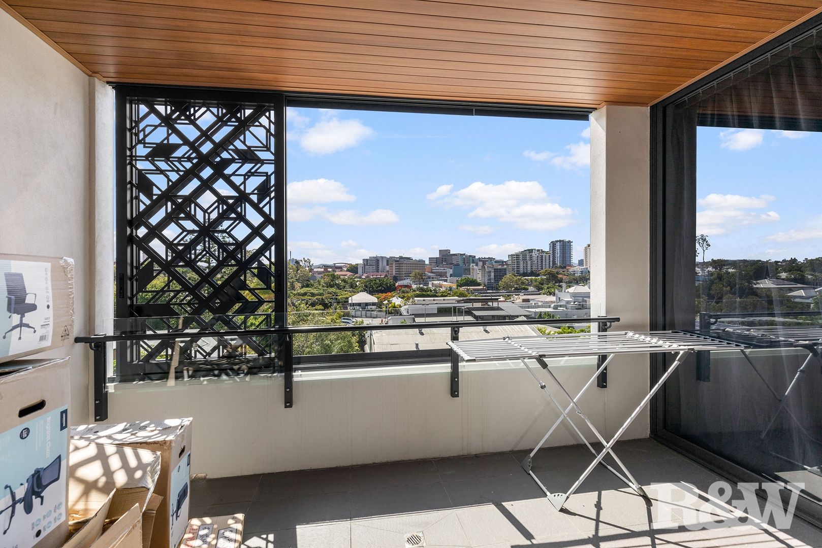 1608/4 Hubert Street, Woolloongabba QLD 4102, Image 1