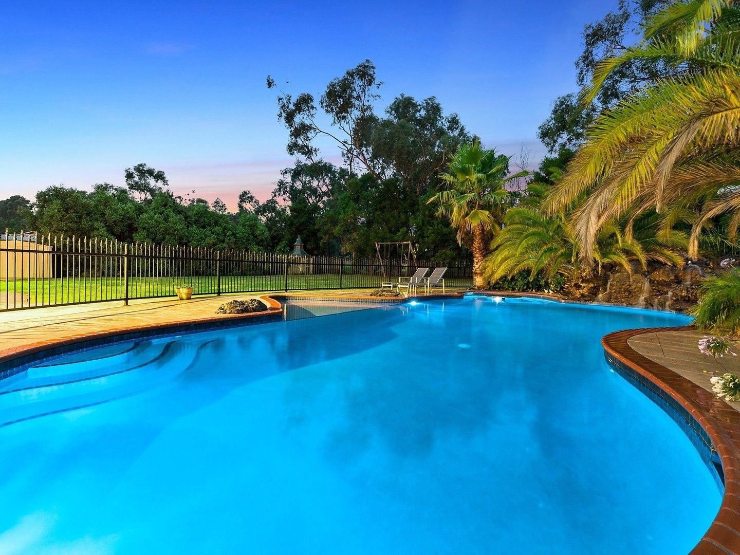 910 Illuminate Court, Kilsyth South VIC 3137 Domain