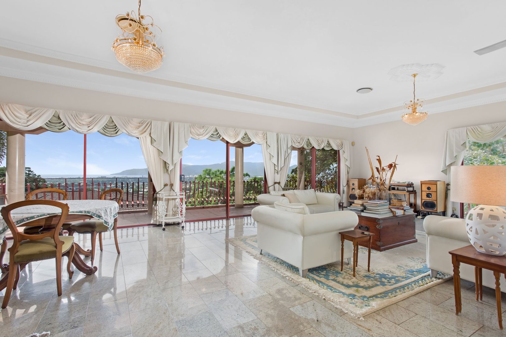 6 Richmond Court, Mooroobool QLD 4870 Domain