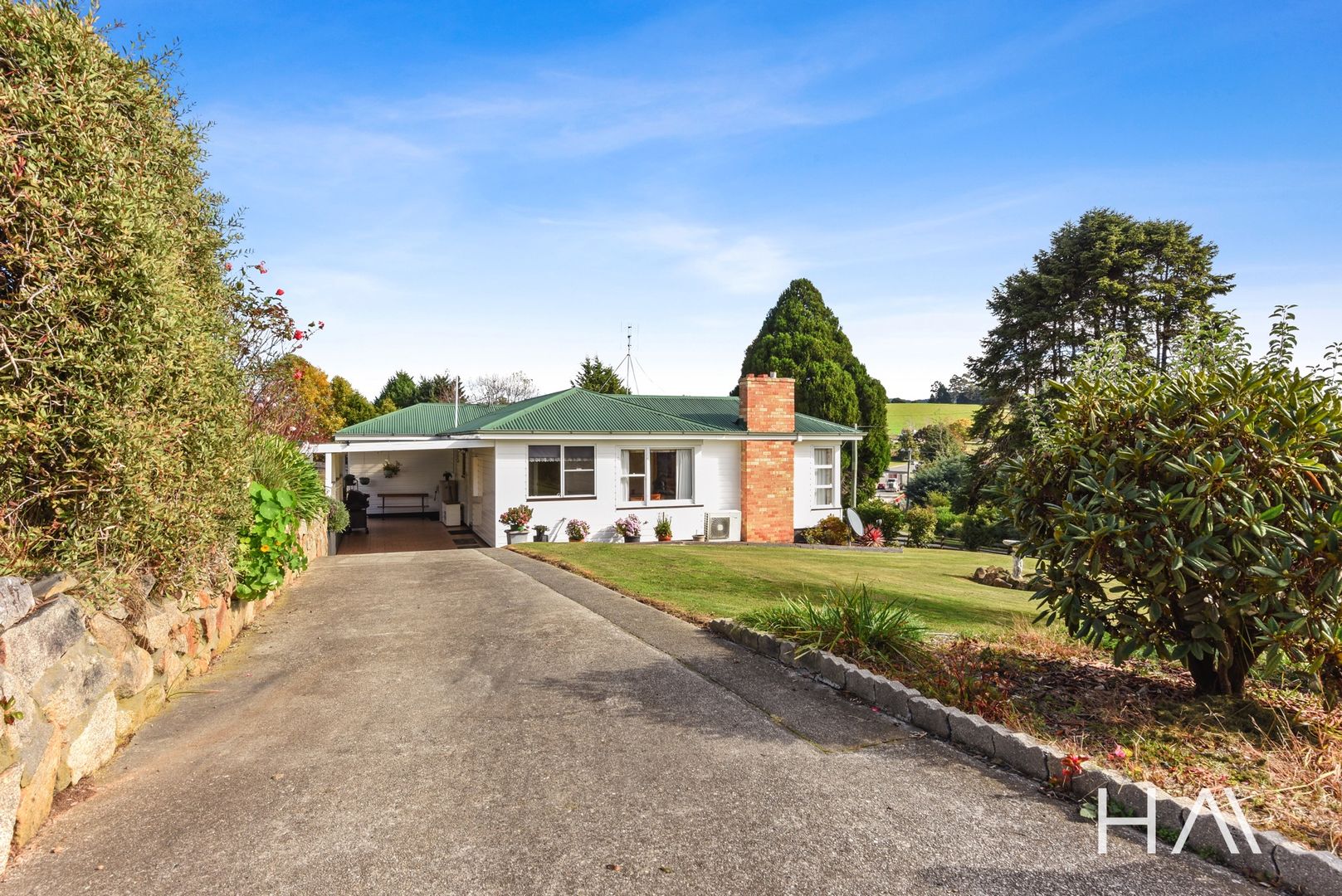 16 & 16a Scott Street, Branxholm TAS 7261, Image 2