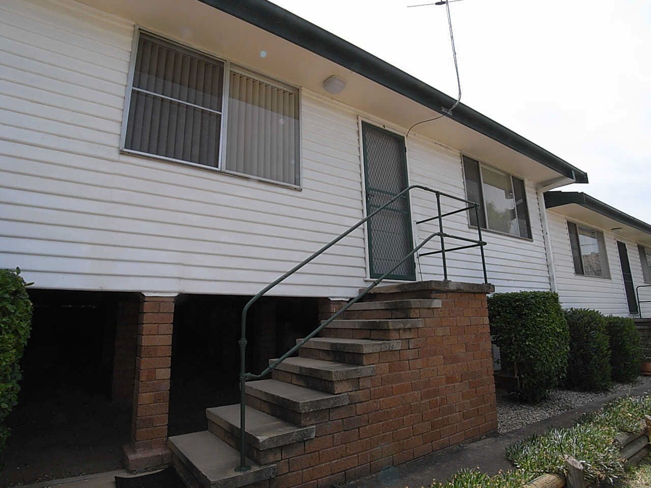 4/2 Campbell St, Muswellbrook NSW 2333, Image 0