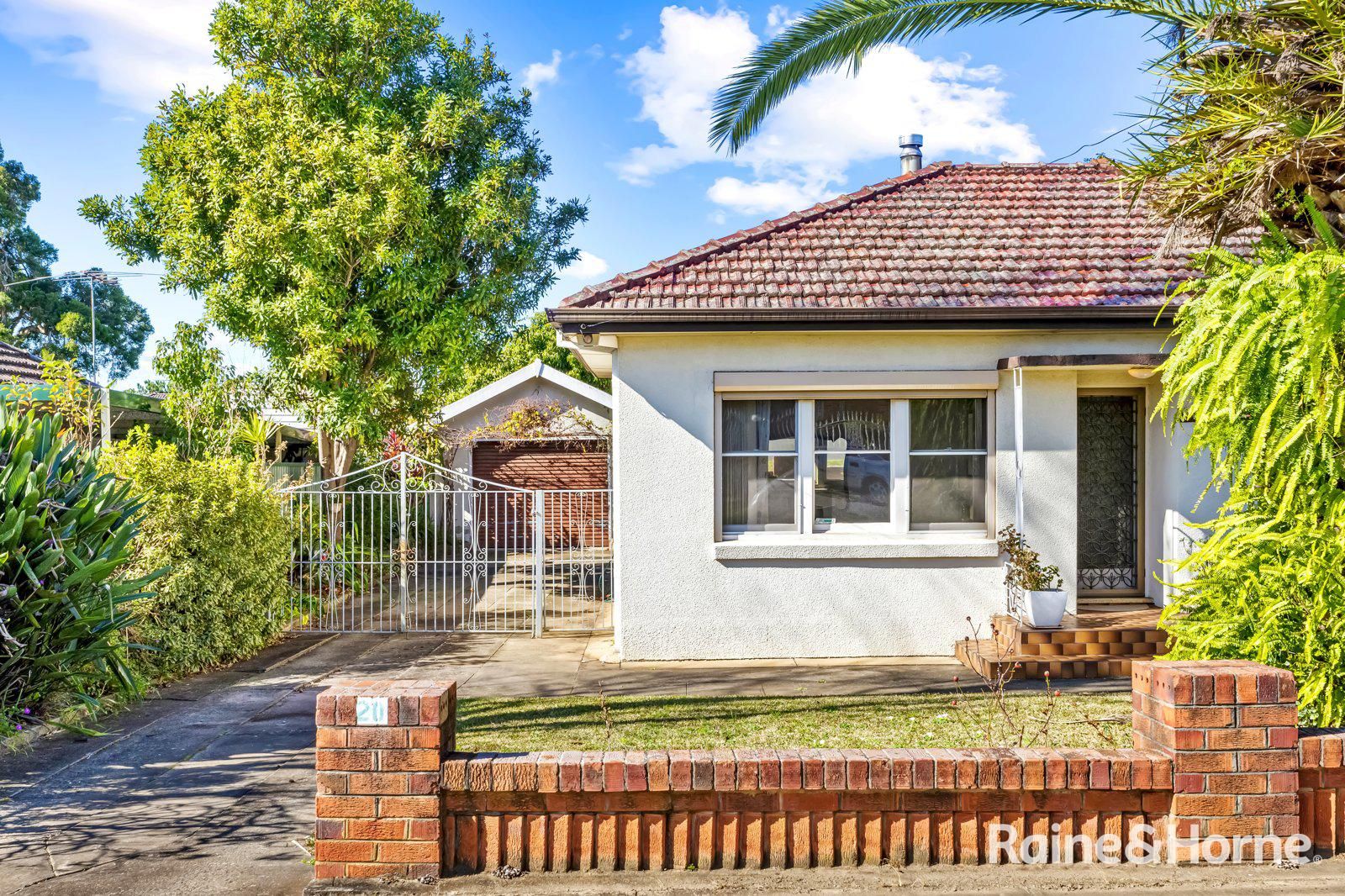 20 Derby Street, Canley Heights NSW 2166, Image 0