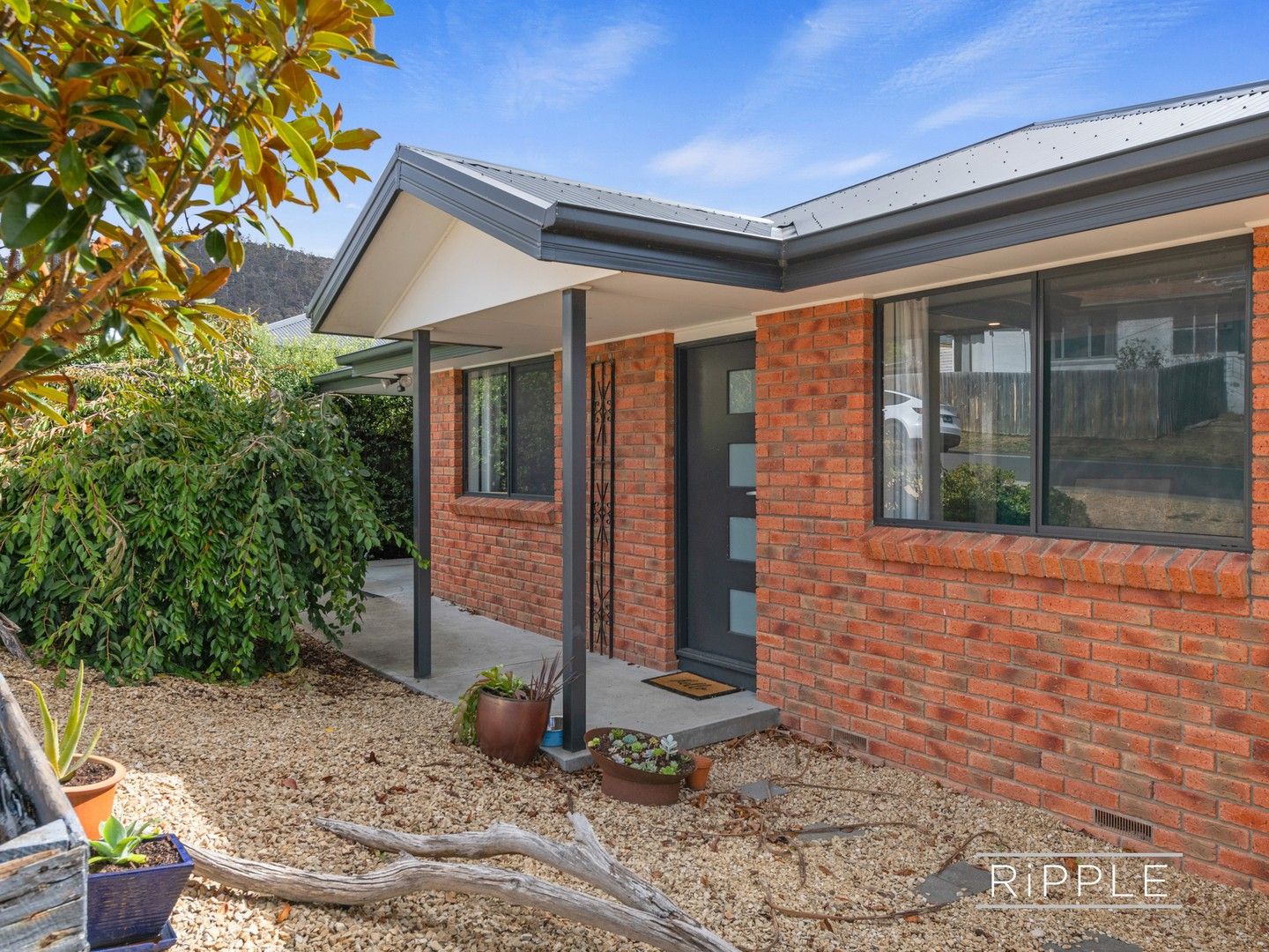 10 Coraki Street, Chigwell TAS 7011, Image 2