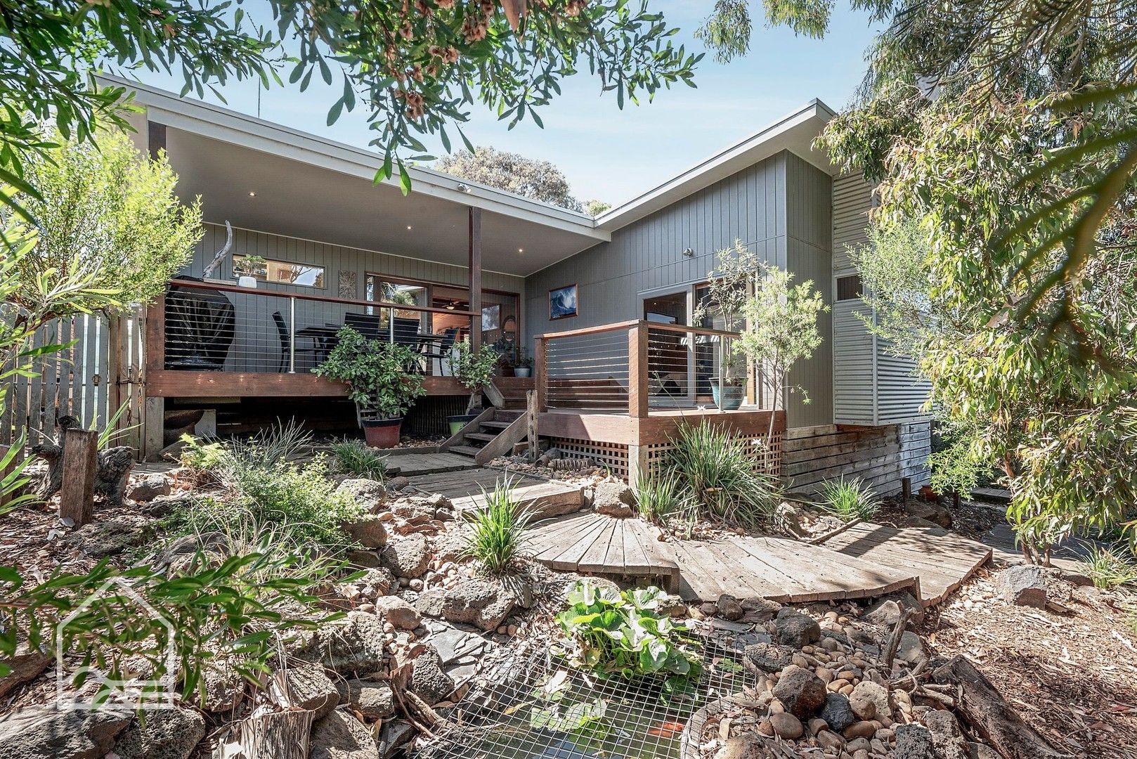 4 bedrooms House in 16 Field Street North OCEAN GROVE VIC, 3226