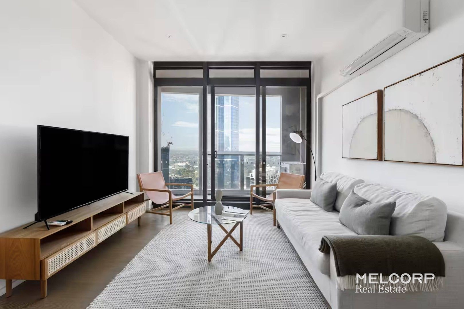 2 bedrooms Apartment / Unit / Flat in 4212/35 Queensbridge Street SOUTHBANK VIC, 3006