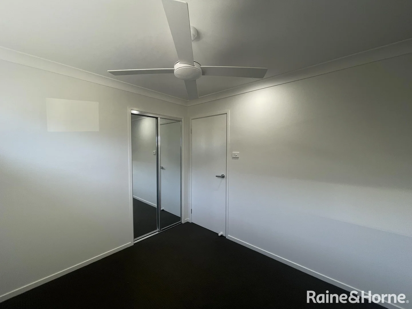 Additional image 8 of 1/8 Bonneville Boulevard, Goulburn NSW 2580