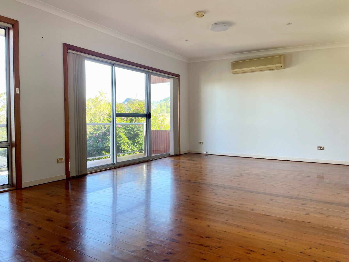 4 Morandoo Avenue, Mount Keira NSW 2500 House For Rent Domain