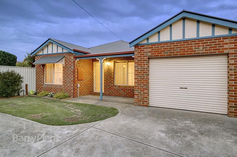 2/29 Breakwater Road, EAST GEELONG VIC 3219, Image 0