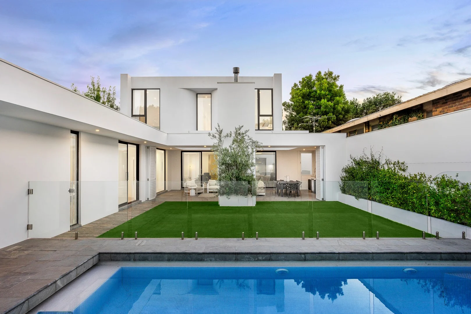 6 Sea View Street, Caulfield South VIC 3162