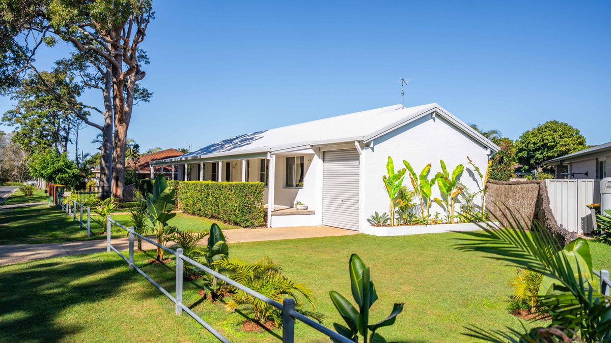 3 bedrooms House in 116 Melaleuca Drive YAMBA NSW, 2464