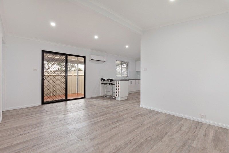 2/1a Newport Street, CAMBRIDGE PARK NSW 2747, Image 1