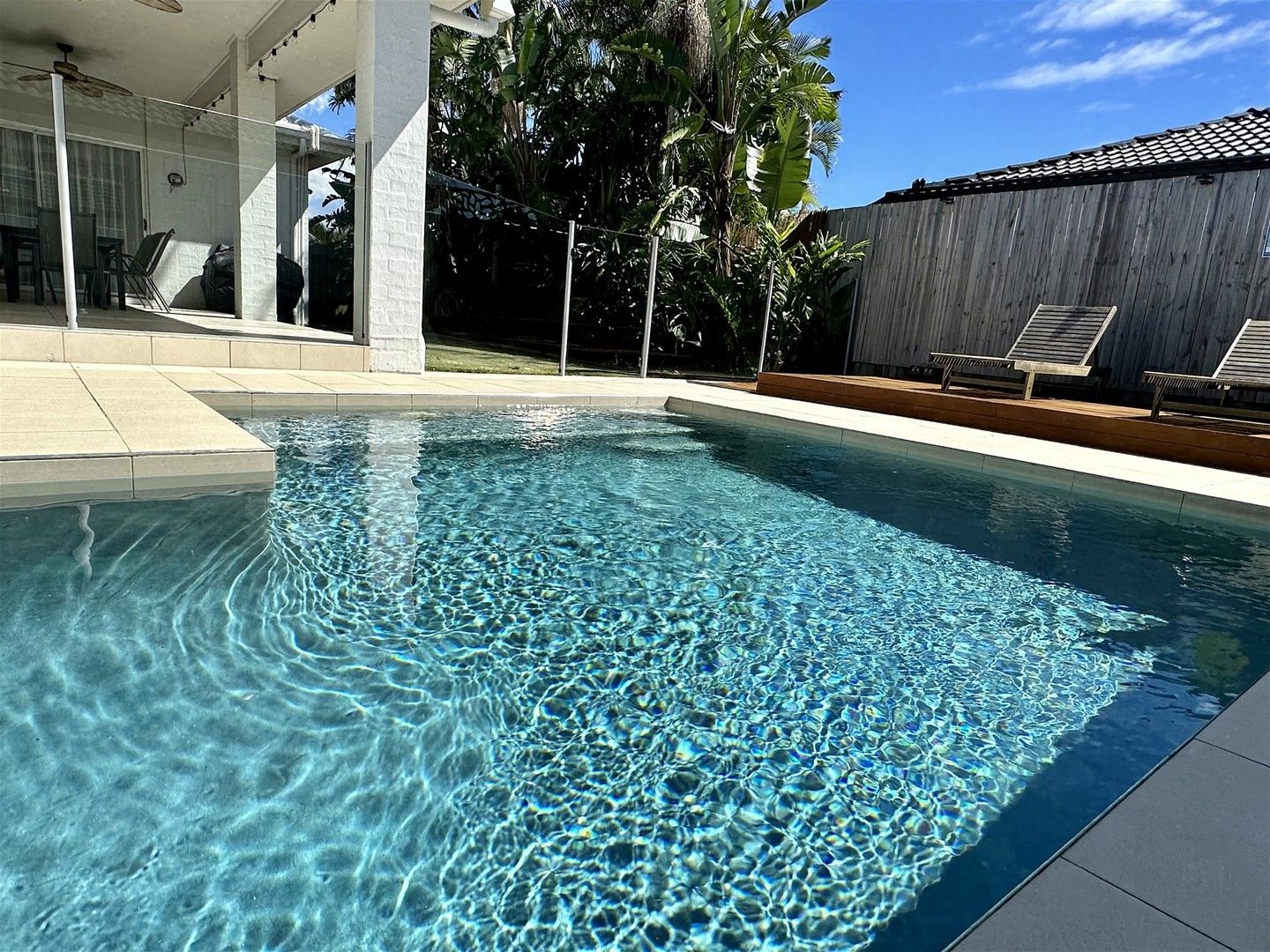 Sandstone Point QLD 4511 5 beds house for Sale, 998,000 Offers over