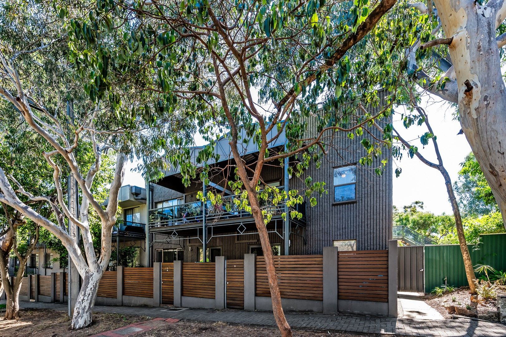3 bedrooms House in 6/1 Waterfall Terrace BURNSIDE SA, 5066