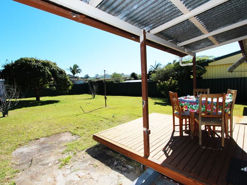 203 Beach Street, HARRINGTON NSW 2427, Image 2