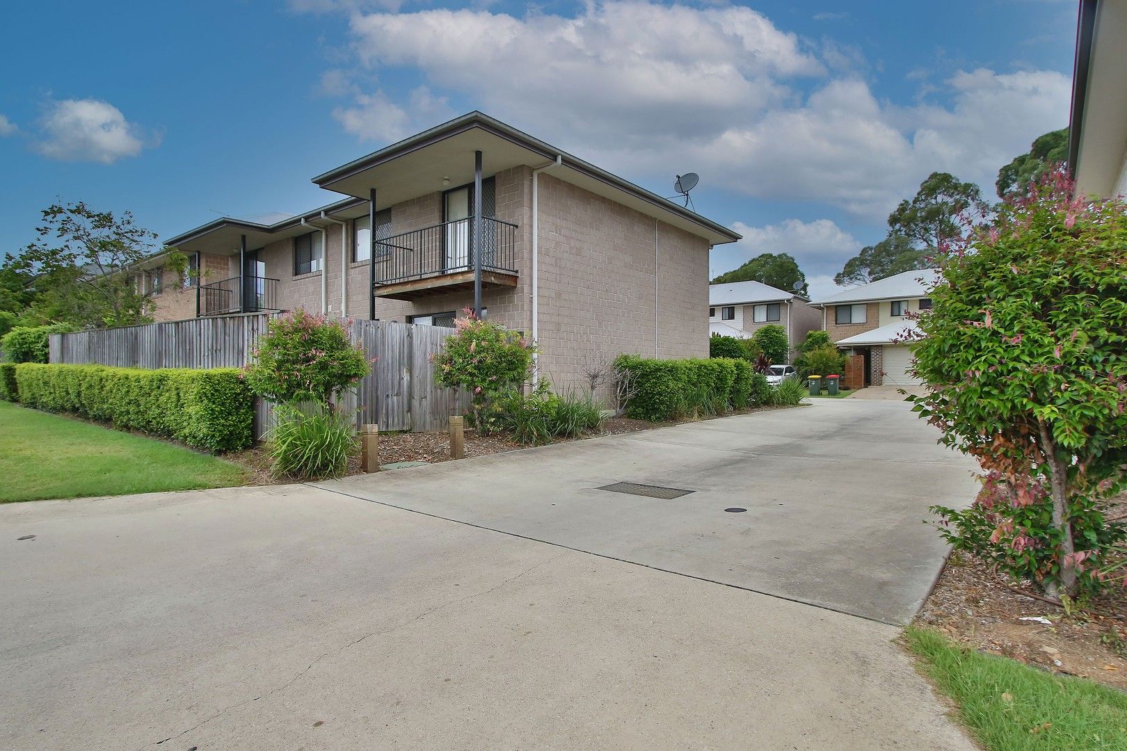 3 bedrooms Townhouse in Sophie Place DOOLANDELLA QLD, 4077