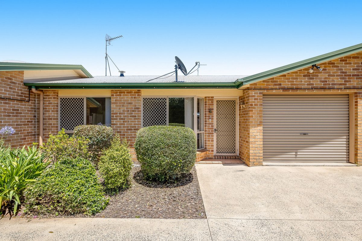 2/2 Burns Street, East Toowoomba QLD 4350, Image 0