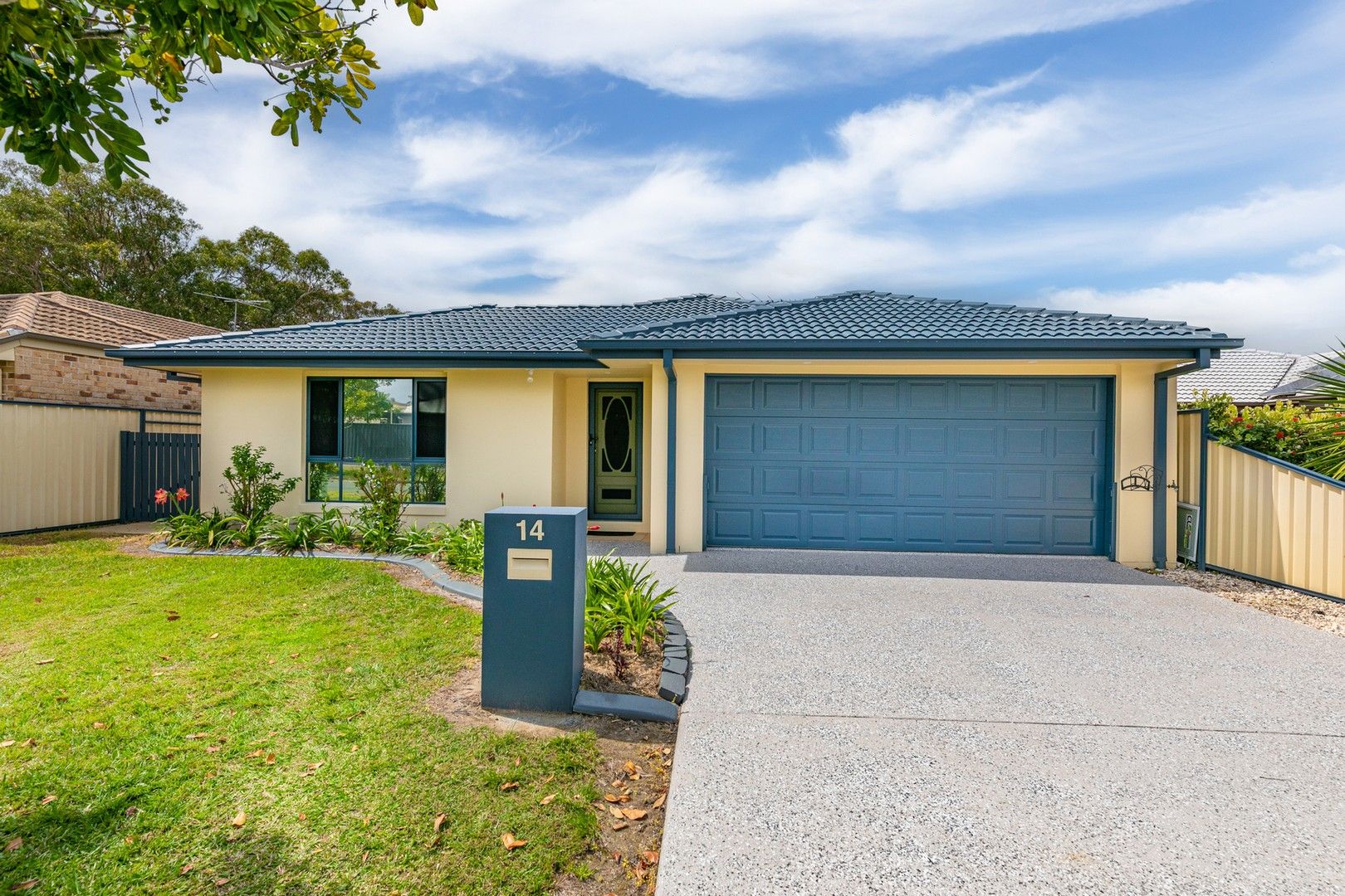 14 Rushcutters Court, Sandstone Point QLD 4511, Image 0