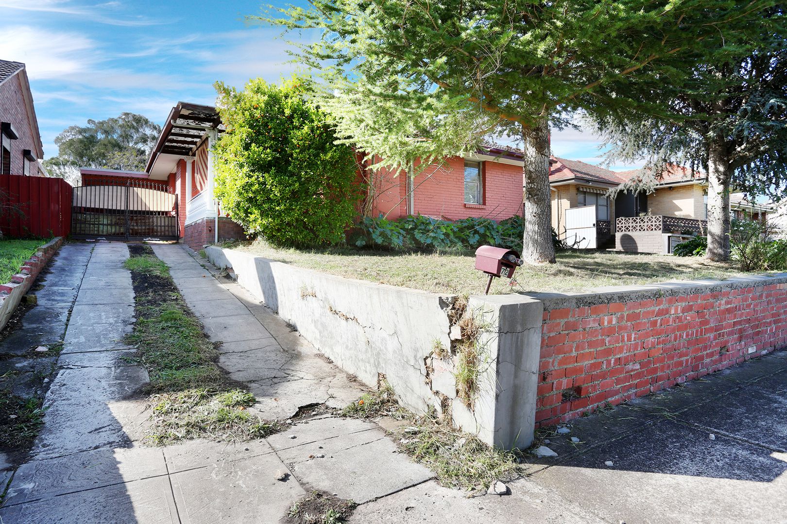 3 bedrooms House in 72 Sunset Boulevard JACANA VIC, 3047