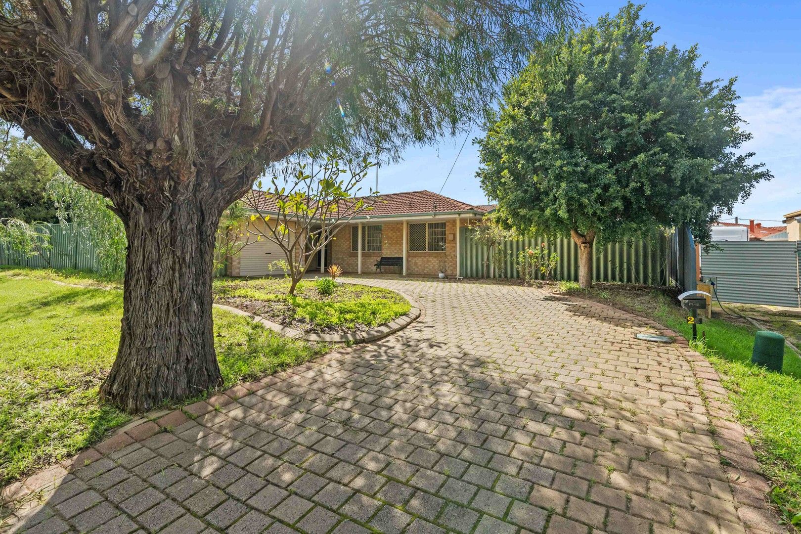 3 bedrooms House in 2 Kitchener Street DUDLEY PARK WA, 6210
