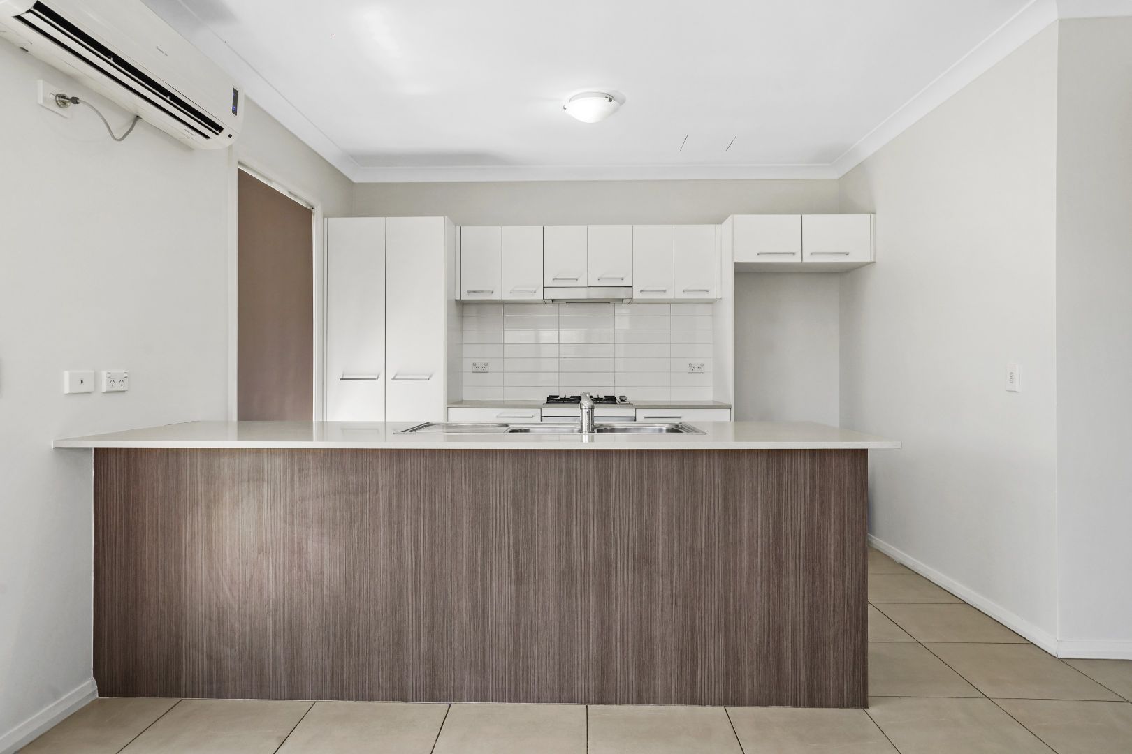 19 Starfire Avenue, Middleton Grange NSW 2171 House For Rent 650