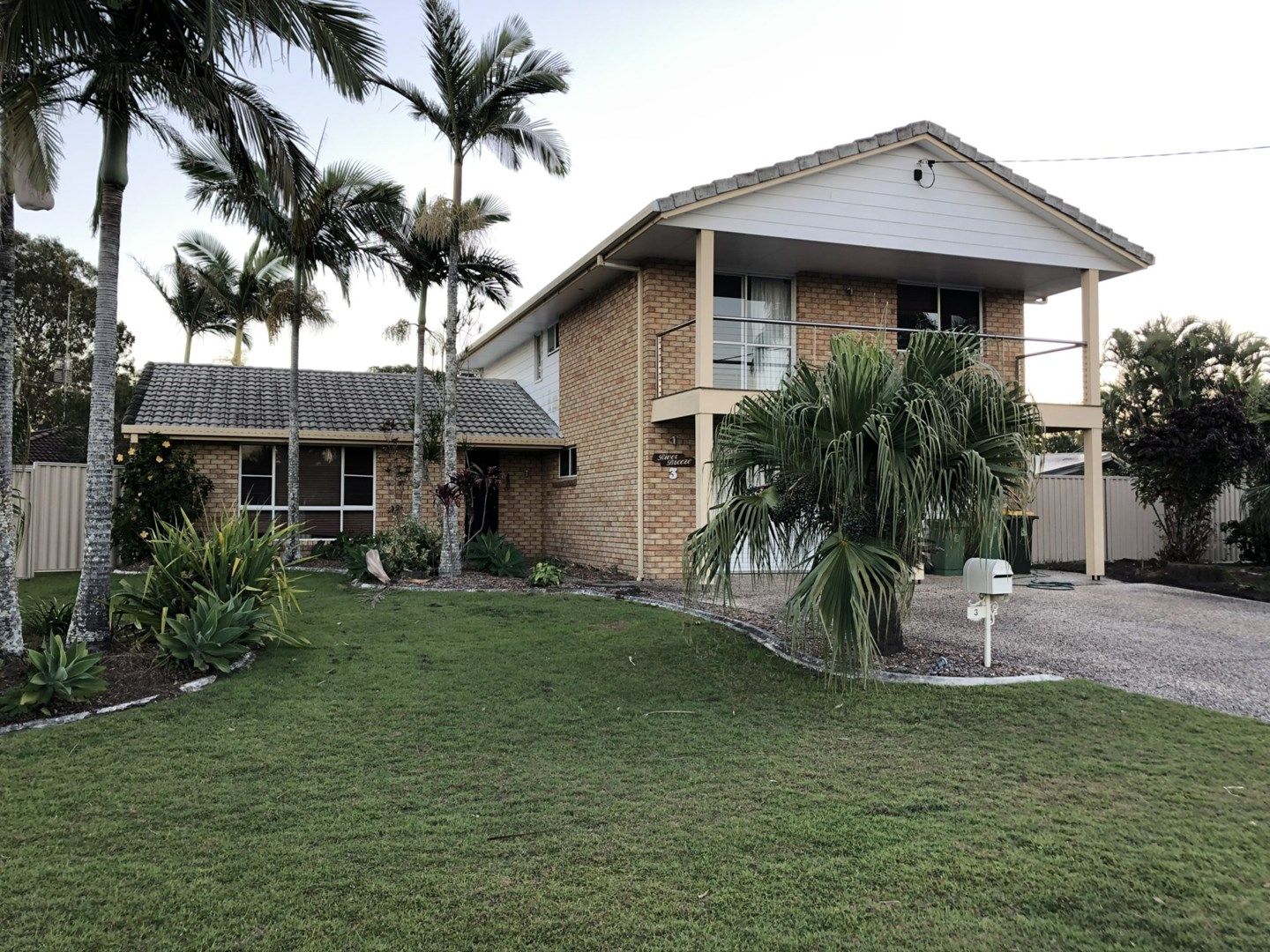 3 Imara Court, Mountain Creek Property History & Address Research