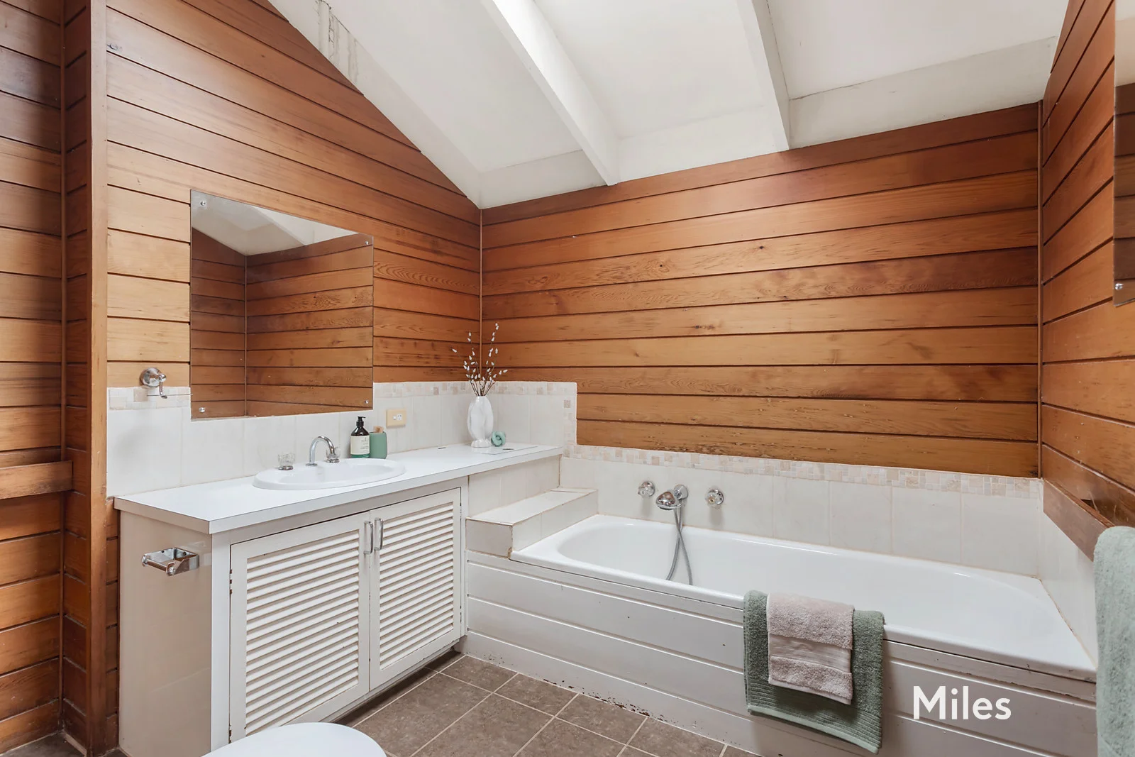 Additional image 7 of 14 Phillips Crescent, Rosanna VIC 3084