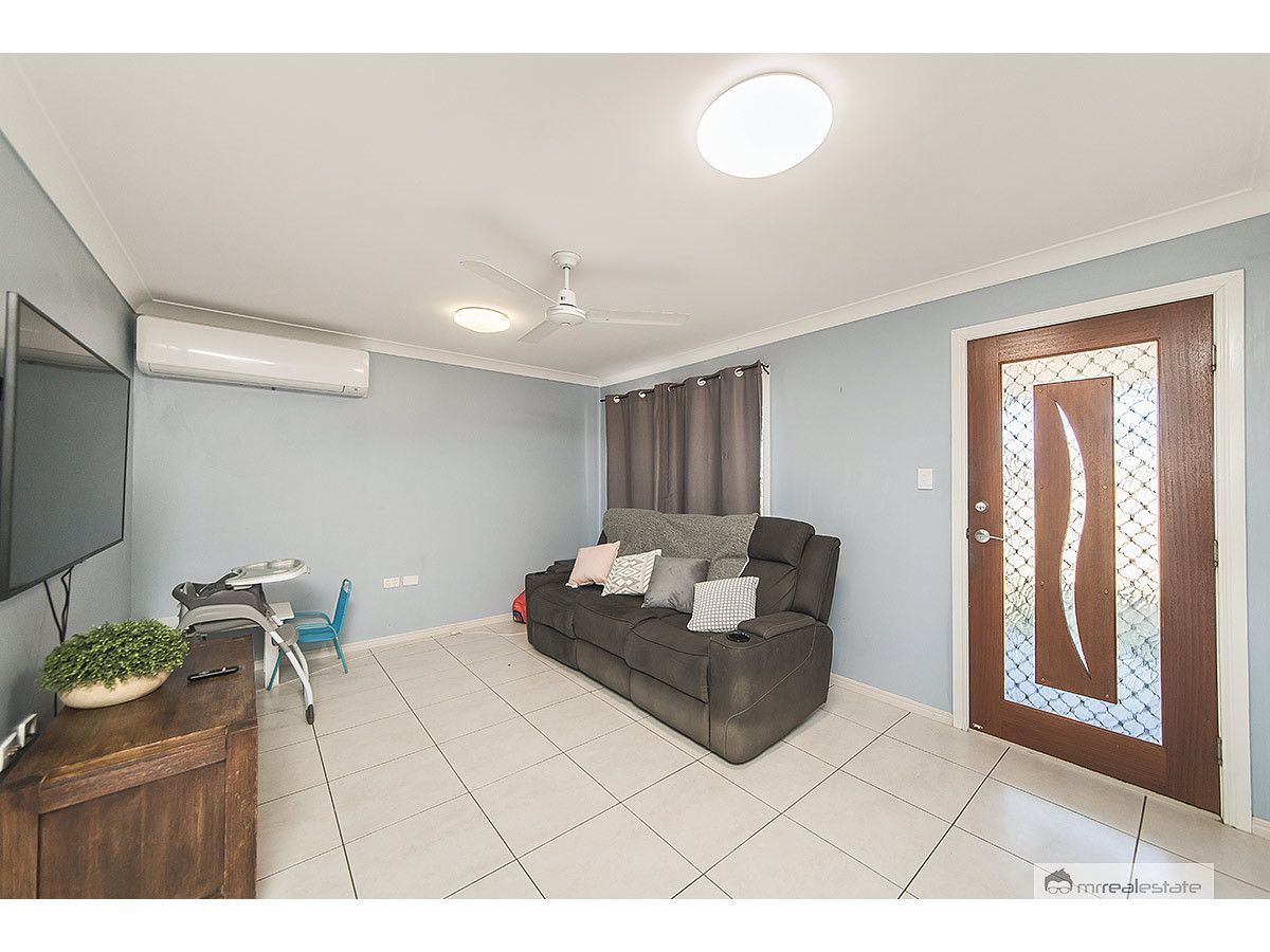 37 Burke & Wills Drive, Gracemere QLD 4702, Image 2