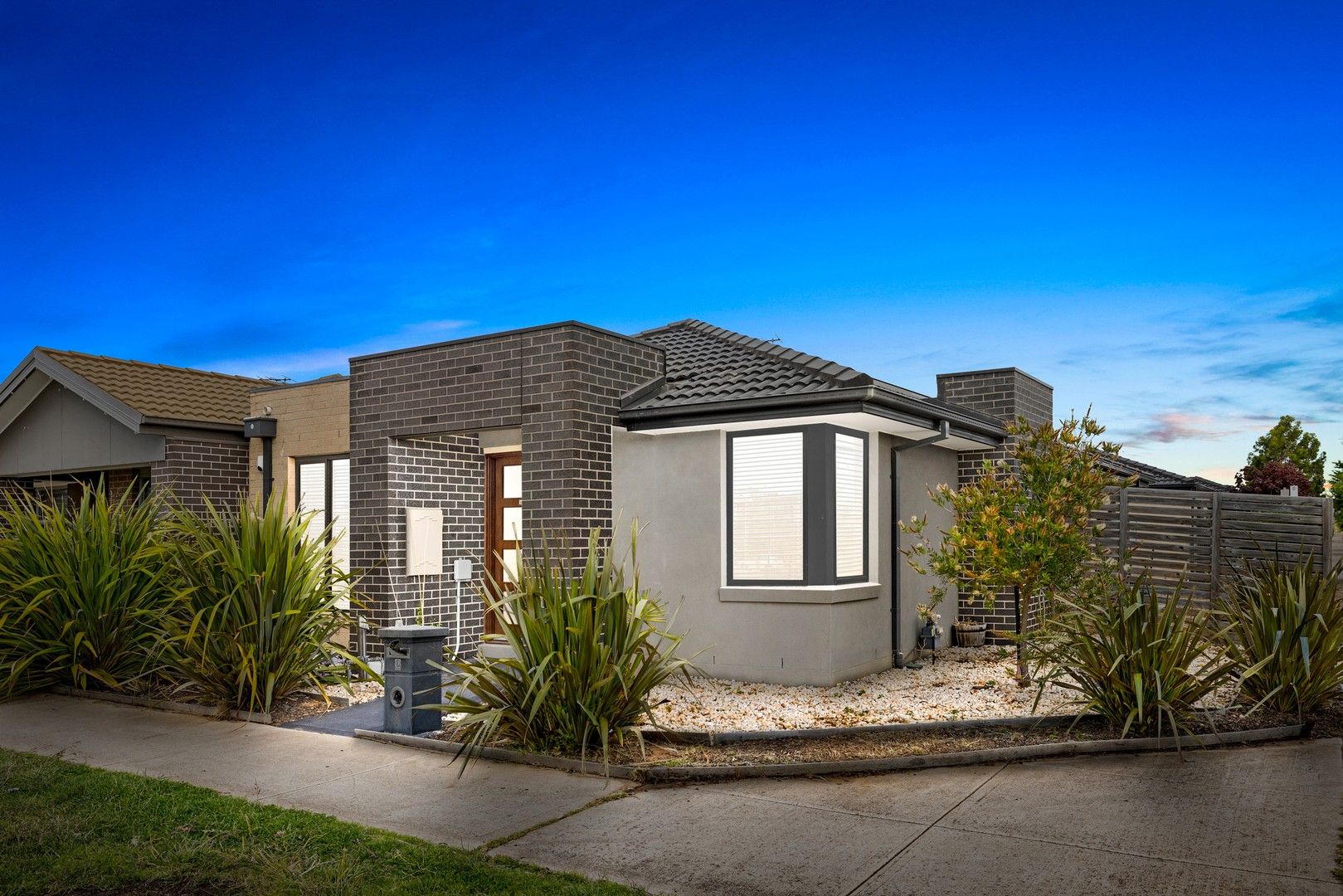 3 bedrooms House in 2 Powlett Street WERRIBEE VIC, 3030